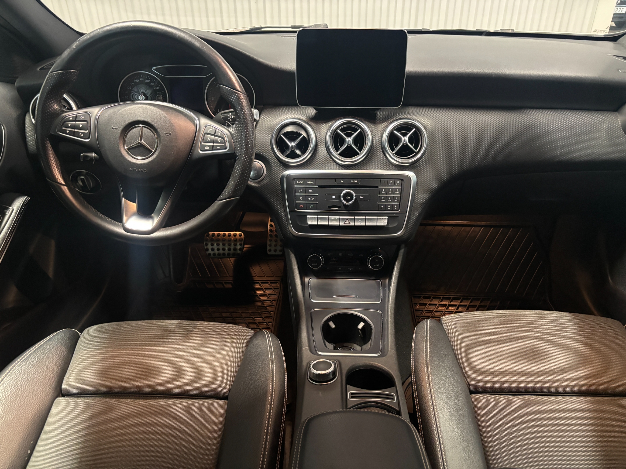 Mercedes-Benz A 200 d 7G-DCT Style Line 2018, photo 7/36