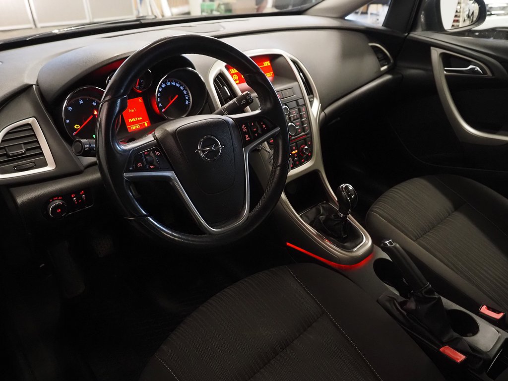 Opel Astra 1.3 CDTI ecoFLEX 95hk Enjoy Drag Farthållare 2010