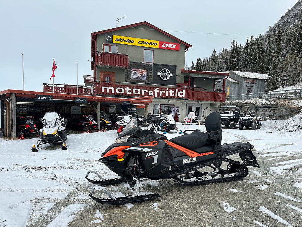 Lynx Xterrain 3700 600 EFI -22 *130mil *Dubbeldyna 