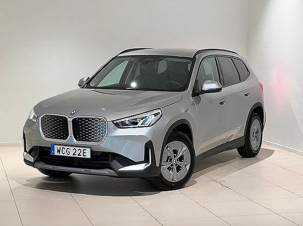 BMW iX1 eDrive 20, Drag, Navi, Backkamera - Privatleasing