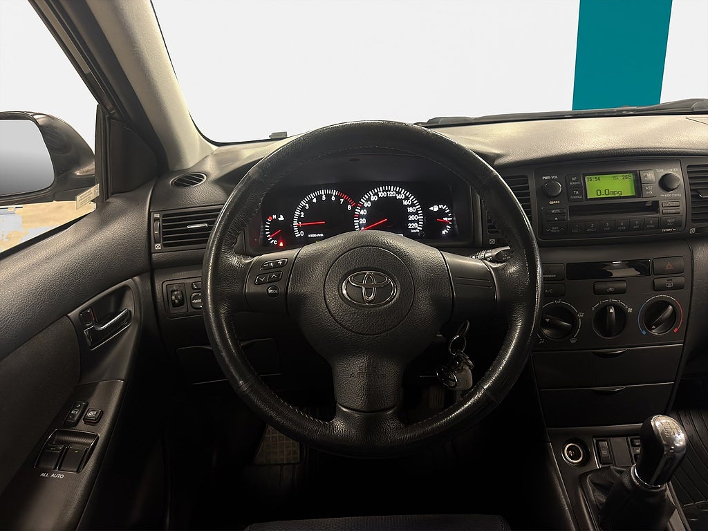 Toyota Corolla 5-dörrars 1.6, 3 brukare, AC, Värmare,