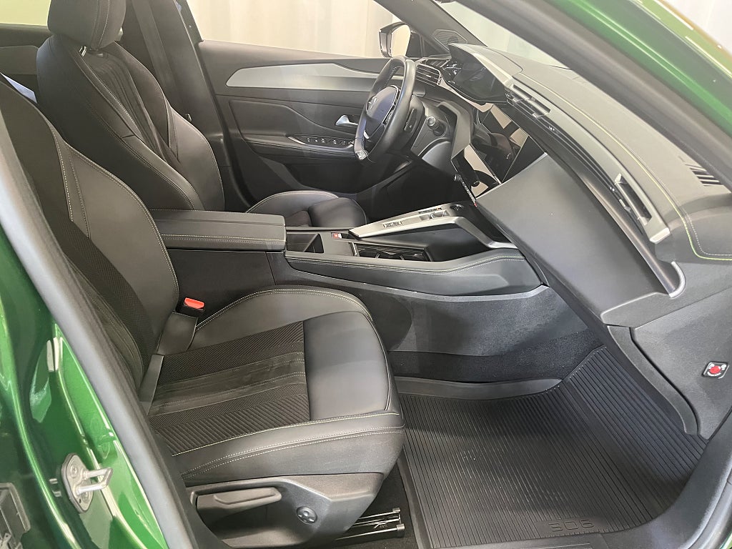 Peugeot 308 GT 1.2 PureTech 130 EAT Euro 6 thumbnail