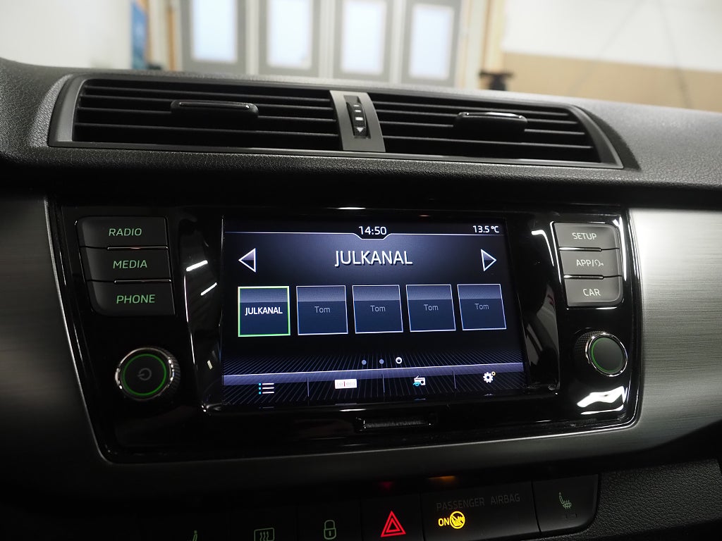 Skoda Fabia 1.0 MPI 75hk Style | Komfortpaket | 2019