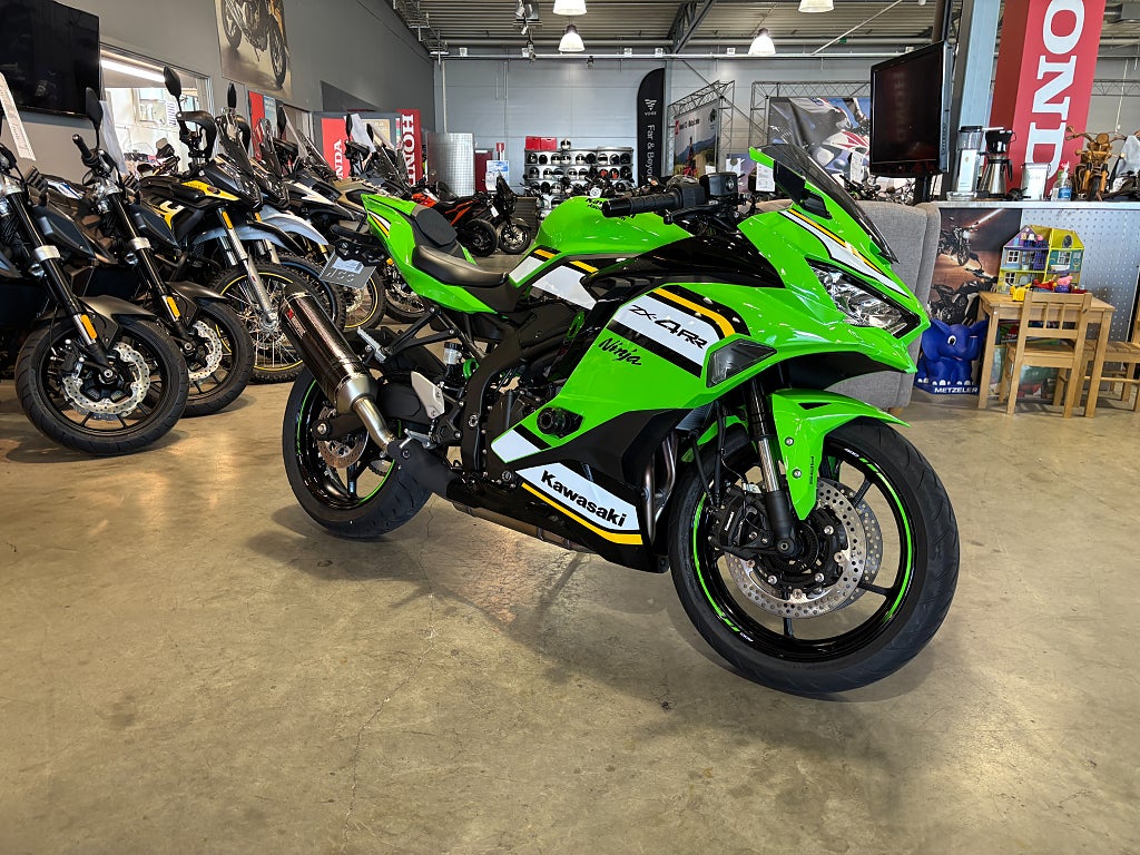 Kawasaki Ninja ZX-4RR #Endast 60 mil# 