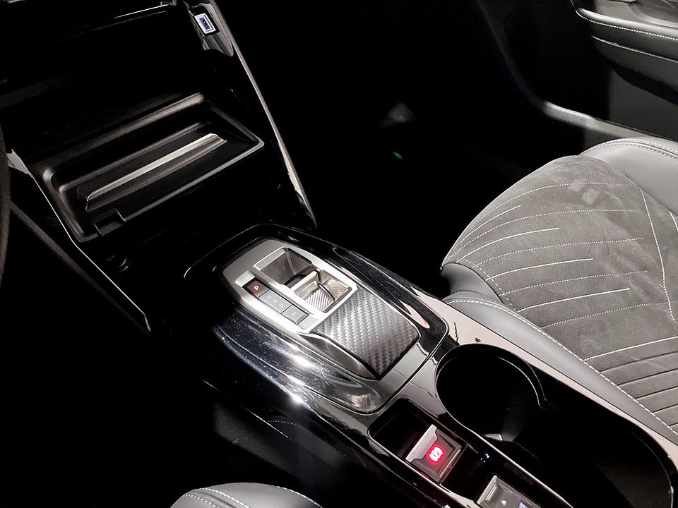 Bild på Peugeot 2008 GT 1.2 PT 130hk Aut B-KAMERA CARPLAY