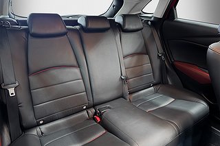 Halvkombi Mazda CX-3 10 av 25