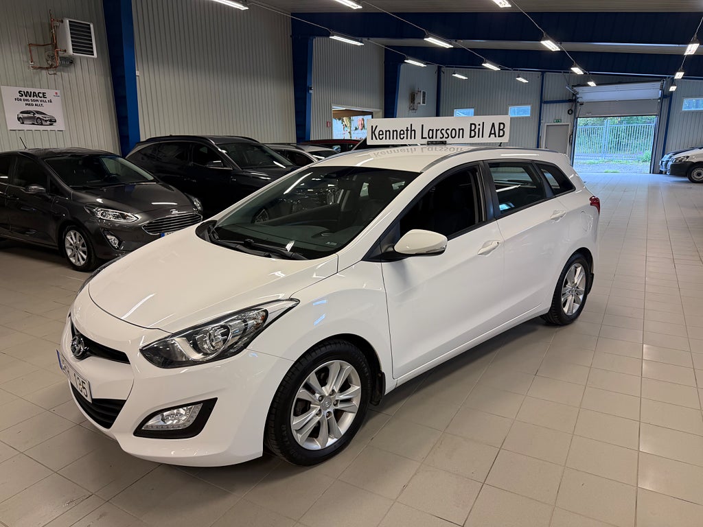 Hyundai i30 Kombi 1.6 Bensin Business 
