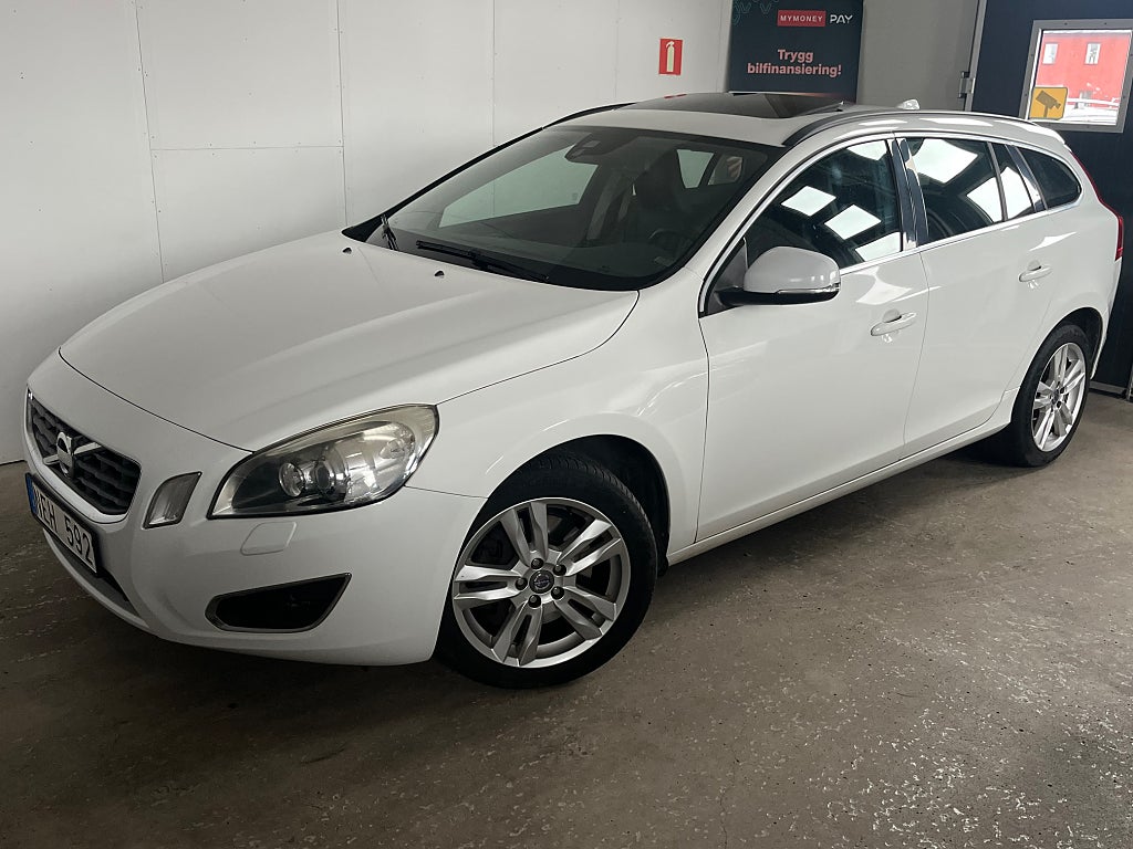 Volvo V60 D4 AWD Geartronic 1 Brukare Taklucka Skinn Värmare