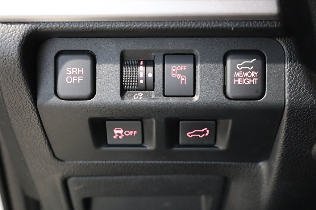 Subaru Forester 2.0 4WD XT 240 HK Drag M-Värme Pano Navi H&K Kamera 2018