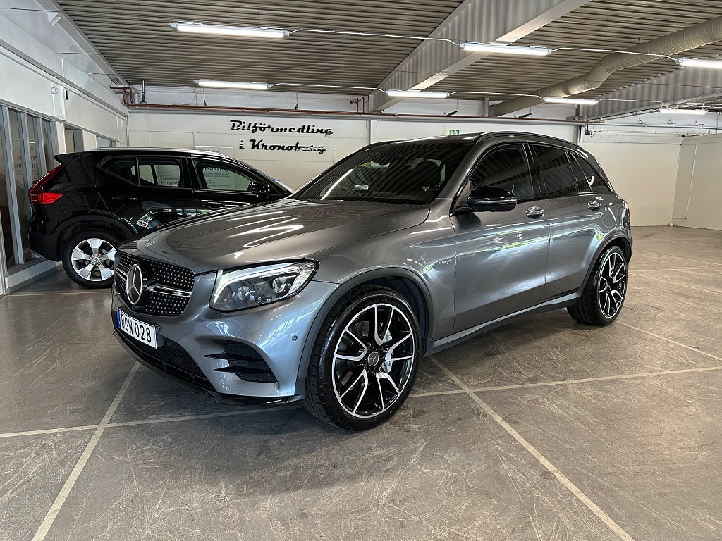 Mercedes-Benz GLC43 AMG 43 4MATIC Designo Pano Burmester HUD Distronic+ 