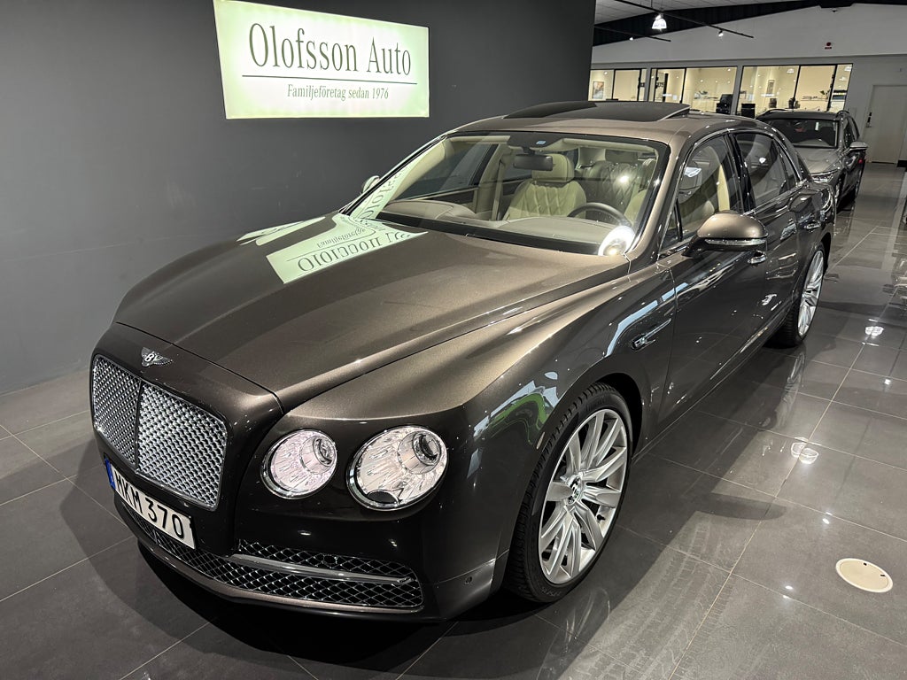 Bentley Flying Spur W12 6.0 W12 Endast 1275 mil - bild 21