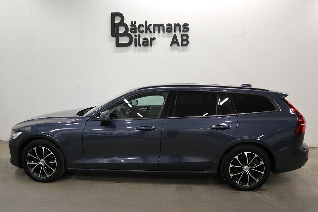 Volvo V60 D3 AWD 150 hk Automat Momentum Drag Värmare Navi Kamera
