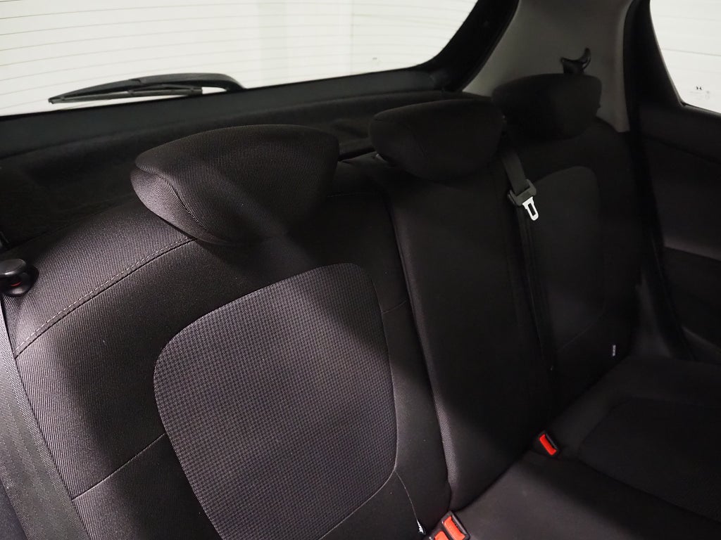 Hyundai i20 1.2 84hk Select Go! Edition Dragkrok Motorvärmare 2015