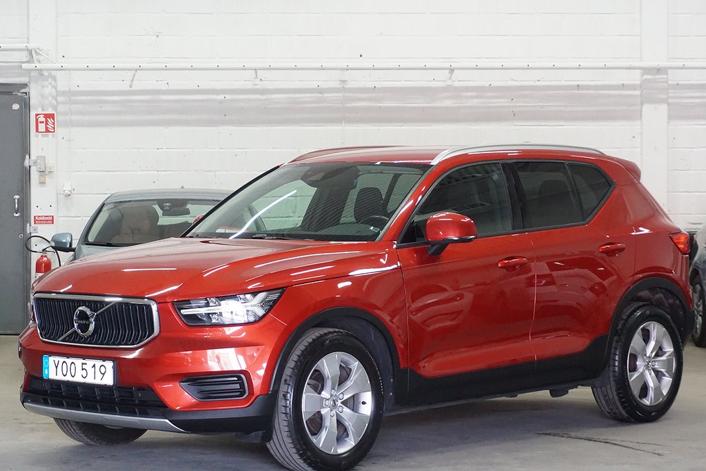 Volvo XC40 D4 AWD Aut Momentum Skinn Kamera Elbaklucka