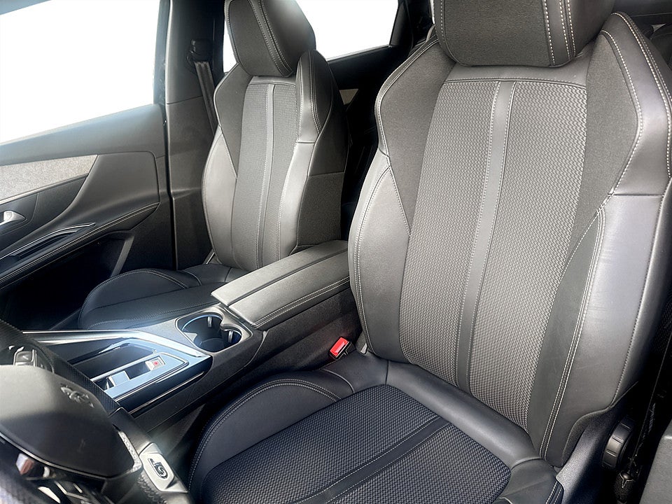 Bild på Peugeot 5008 GT 1.2 PT 130hk Aut B-KAMERA NAVI EN ÄGARE
