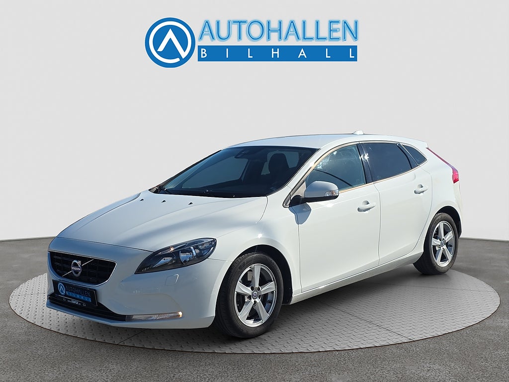 Volvo V40 T2 Geartronic Kinetic 1 ÅRS GARANTI 0% RÄNTA 36 Mån