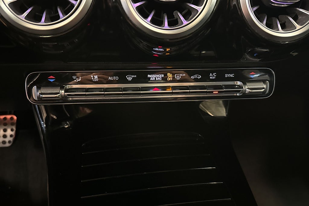 Mercedes-Benz CLA200 2019 - miniatyr 14
