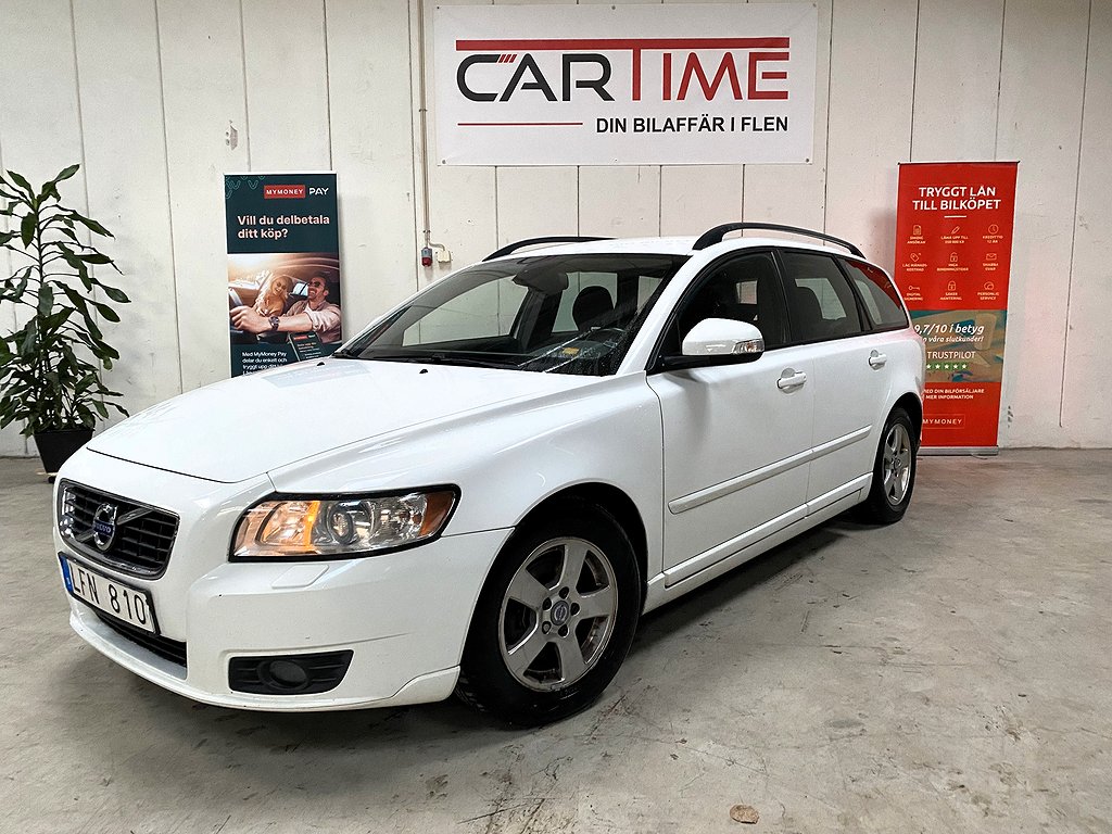 Volvo V50 D2 Momentum / Dragkrok / Nybesiktad / Servad 