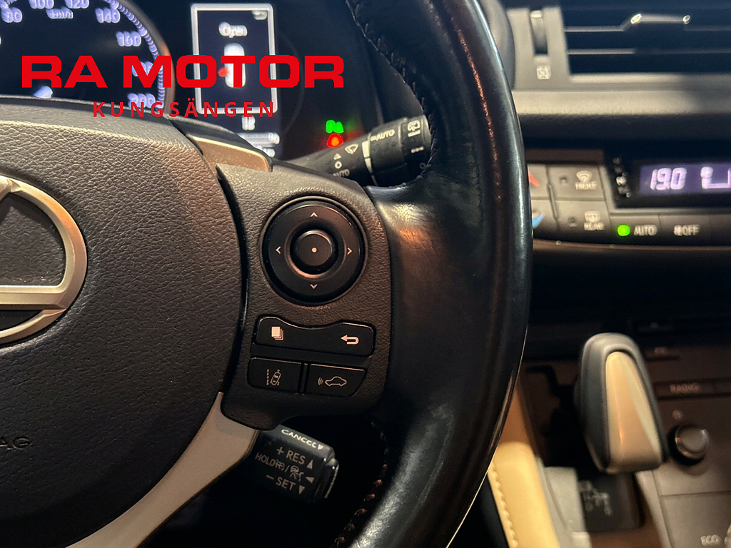 Lexus CT 200h 136hk | F-Sport | Backkamera | Läder | Keyless 2017