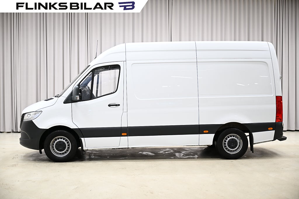 Mercedes-Benz Sprinter 316 Automat|GPS|Backkamera|Drag|Värmare|EnÄgare|Leasbar