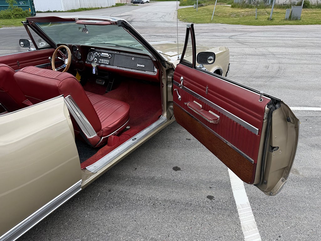 Oldsmobile Delta 88 Convertible 7.0 0kr insats 3516kr/mån