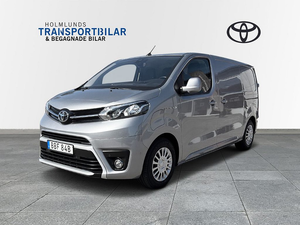 Toyota ProAce Skåpbil Electric 75 KWH MEDIUM COMFORTPLUS 2 DÖRRAR