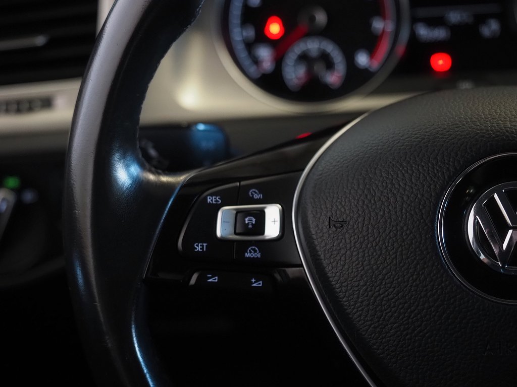 Volkswagen Golf Sportscombi 1.2 TSI Masters Farthållare 2014