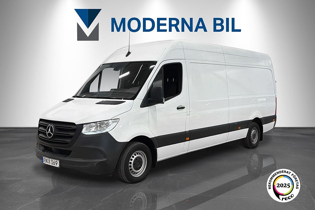 Mercedes-Benz Sprinter 317 CDI 170hk RWD Extra Lång Moms D-värm B-kam Nyservad