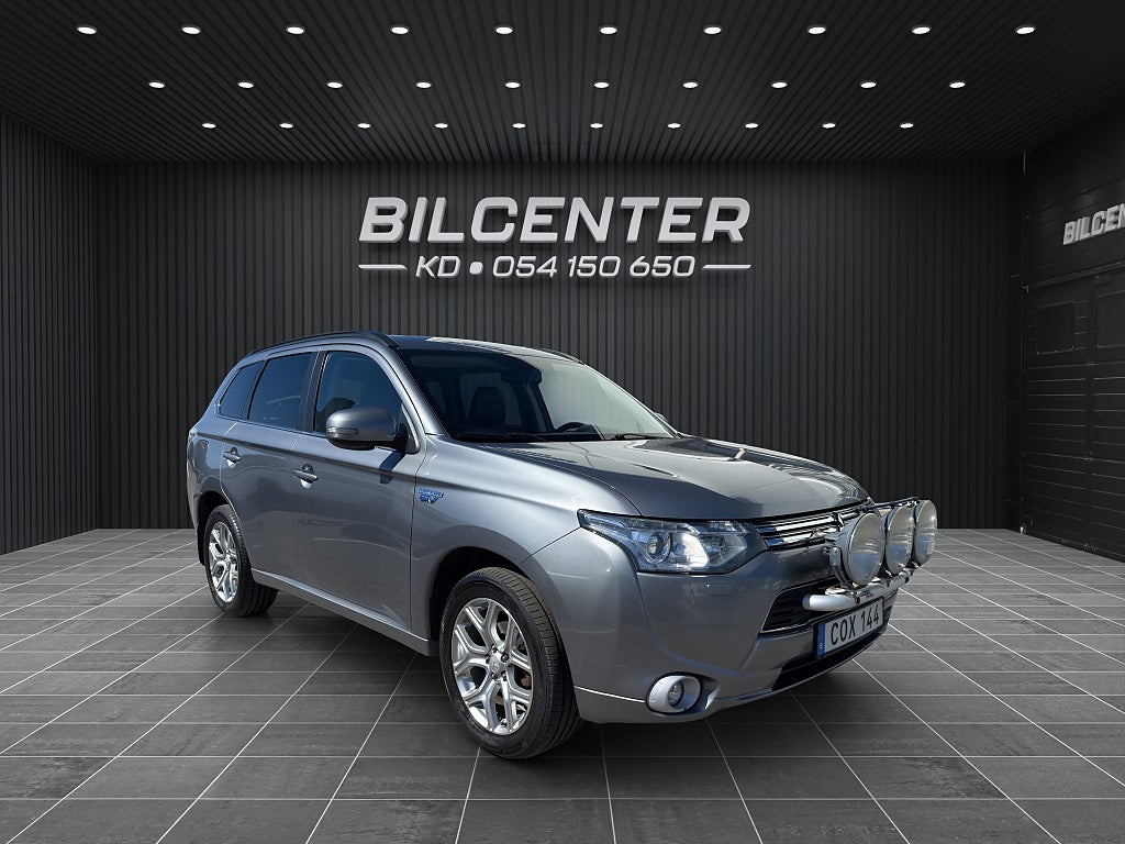 Mitsubishi Outlander PHEV CVT Business GPS (203Hk)