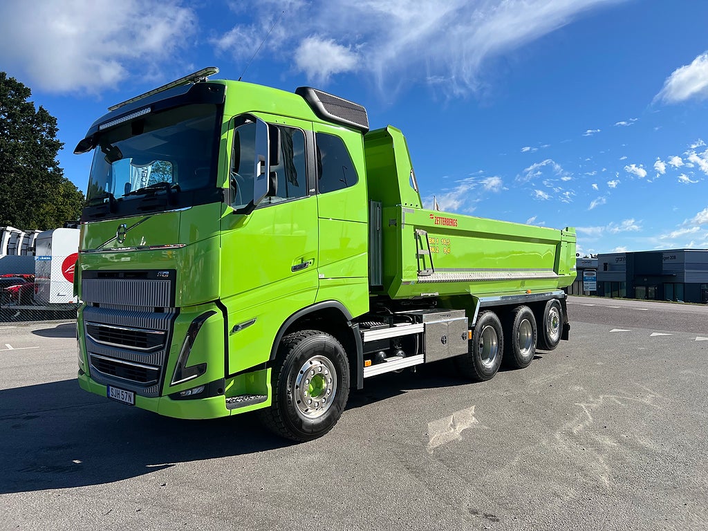Volvo FH16 550 8x4*4 Tridem Tippbil I-See, Fullutrustad