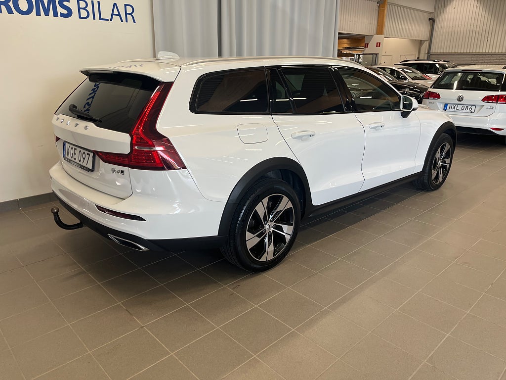 Volvo V60 Cross Country B4 AWD Geartronic Advanced Navi Pro Edition Euro 6 Drag thumbnail