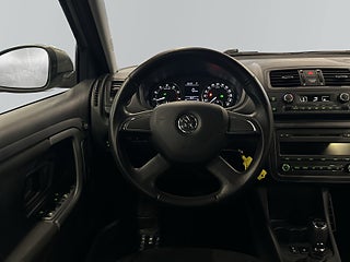 Skoda Fabia 1.2 TSI Elegance S&V-hjul/Motorvärmare/Adaptiv-Farthållare