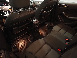 Halvkombi Mercedes-Benz B 14 av 26