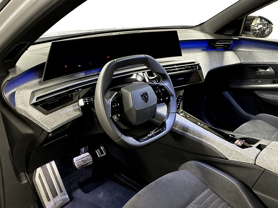 Bild på Peugeot 5008 GT HYBRID 145hk Aut 7-SITS 360-KAMERA