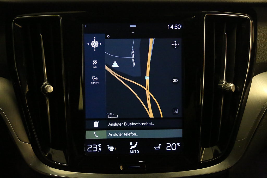 Volvo V60 Cross Country B4 Diesel 197hk Momentum AWD Aut Kamera VOC 2022