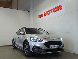 Halvkombi Ford Focus 1 av 21