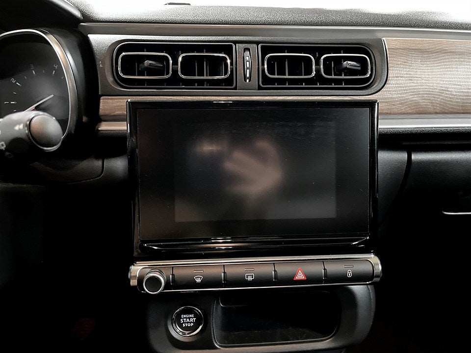 Bild på Citroën C3 Shine 1.2 PT 110hk Aut - CAPLAY, KEYLESS