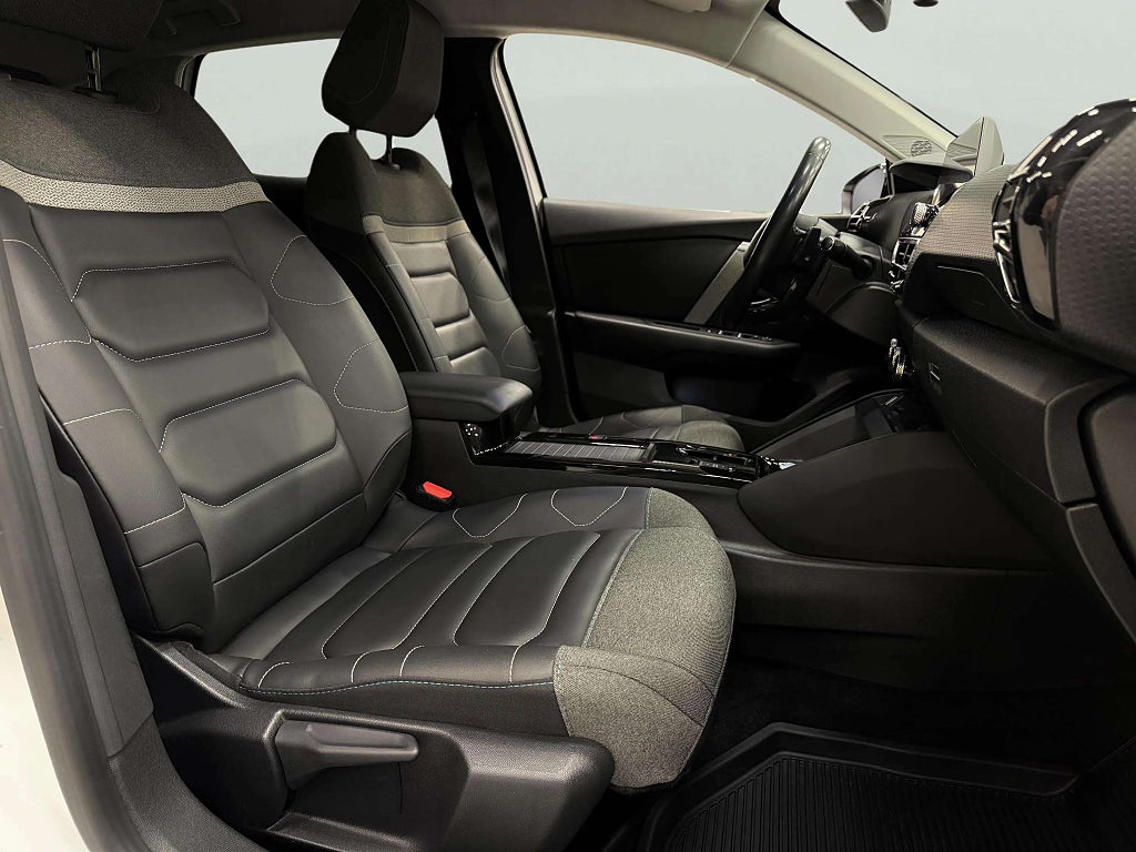 Citroën C4 1.2 PureTech Automat/Drag/Nav/Kamrem bytt/Vinterhjul - miniatyr 16