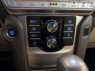 Toyota Land Cruiser 2.8 D-4D 4WD Premium 7-sits S&V/Drag/Dvärm/JBL/360kam – bild 20