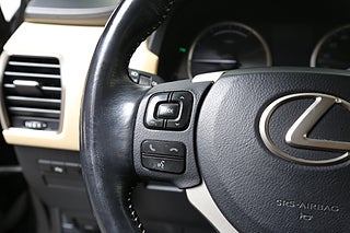 SUV Lexus NX 15 av 24