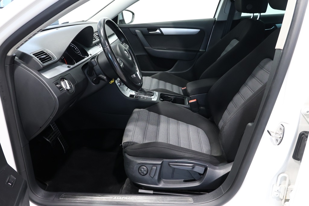 Volkswagen Passat 2013, bild 5/10