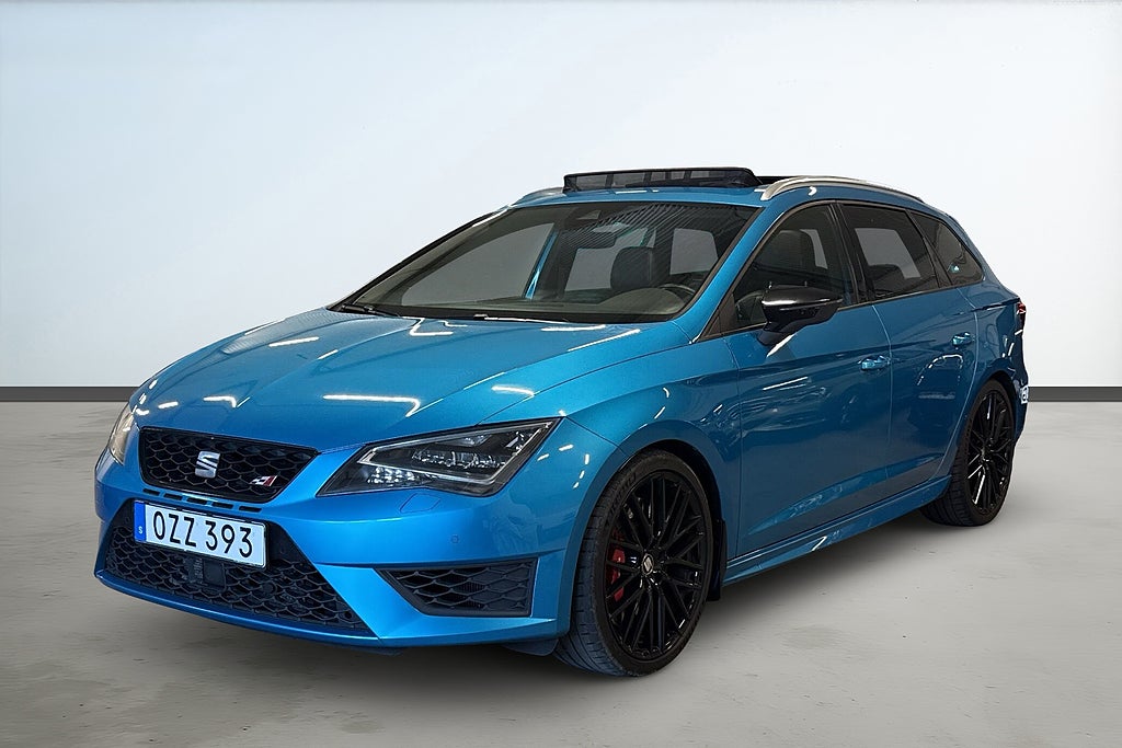 Seat Leon ST León Cupra ST 2.0 TSI 290 HK Panorama GPS Kamera Skinn