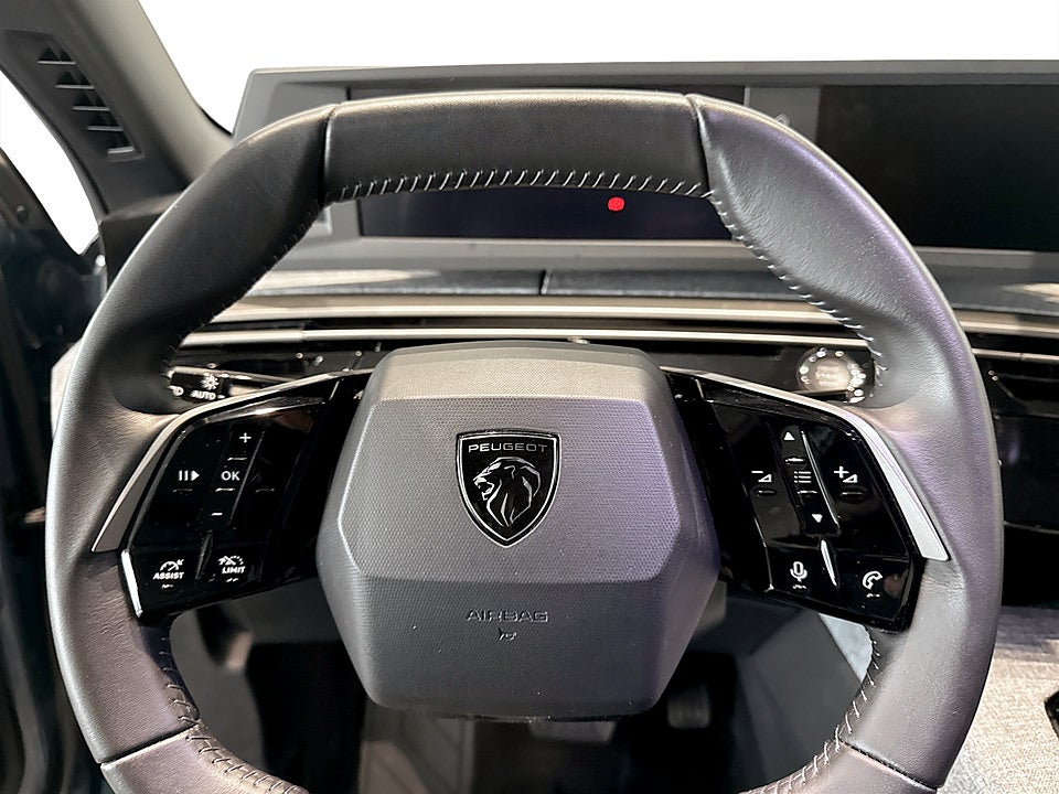 Bild på Peugeot 5008 Allure Hybrid 145hk Aut 7-SITS AVTAGBAR DRAGKROK