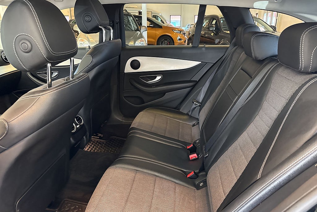 Mercedes-Benz E 300 T de 4MATIC 9G-Tronic Avantgarde Dieselhybrid Moms miniatyr 16