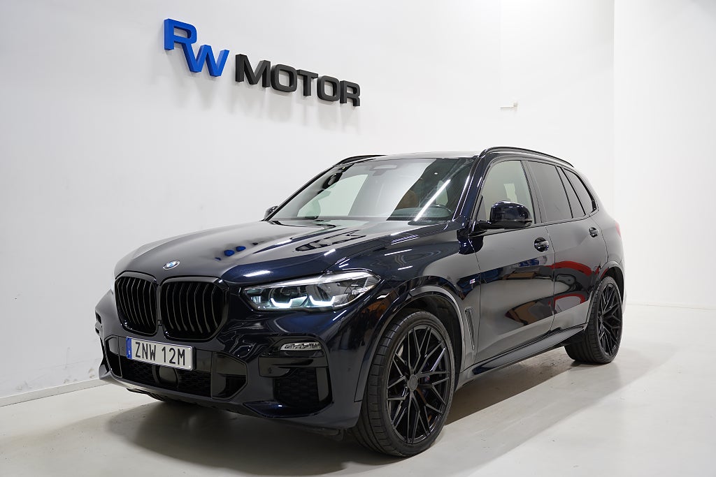 BMW X5 xDrive30d M Sport H/K Pano HUD Luft Massage RÄNTA 2,95%