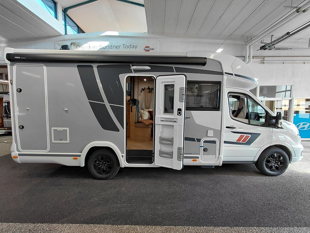 CHALLENGER 240 Graphite Edition M26 - 4,1 T UNIK PLANLÖSNING isf 260