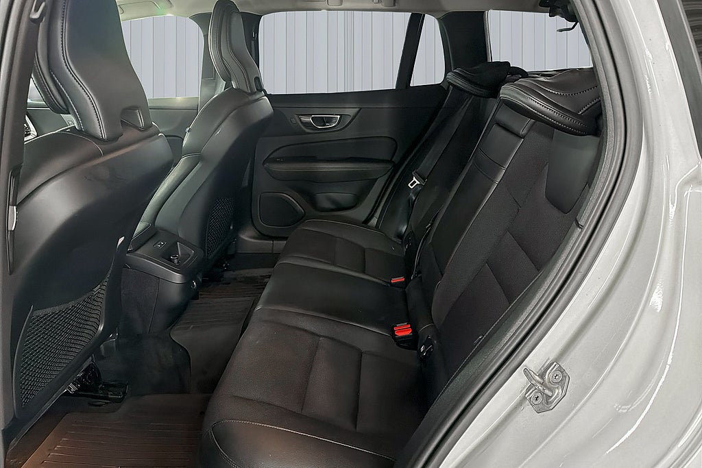 Volvo V60 Cross Country 2020
