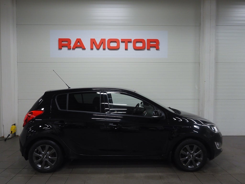 Hyundai i20 1.2 84hk Select Go! Edition Dragkrok Motorvärmare 2015
