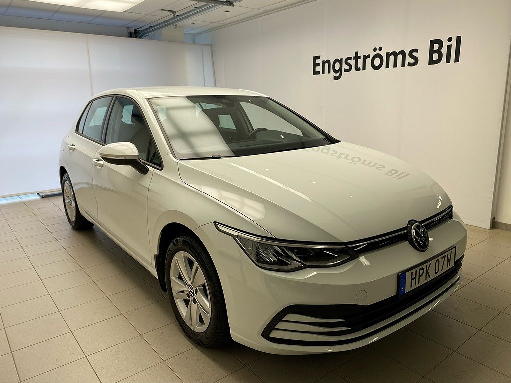 Volkswagen Golf 1.0 TSI 110HK Drag/El-stol/Nav