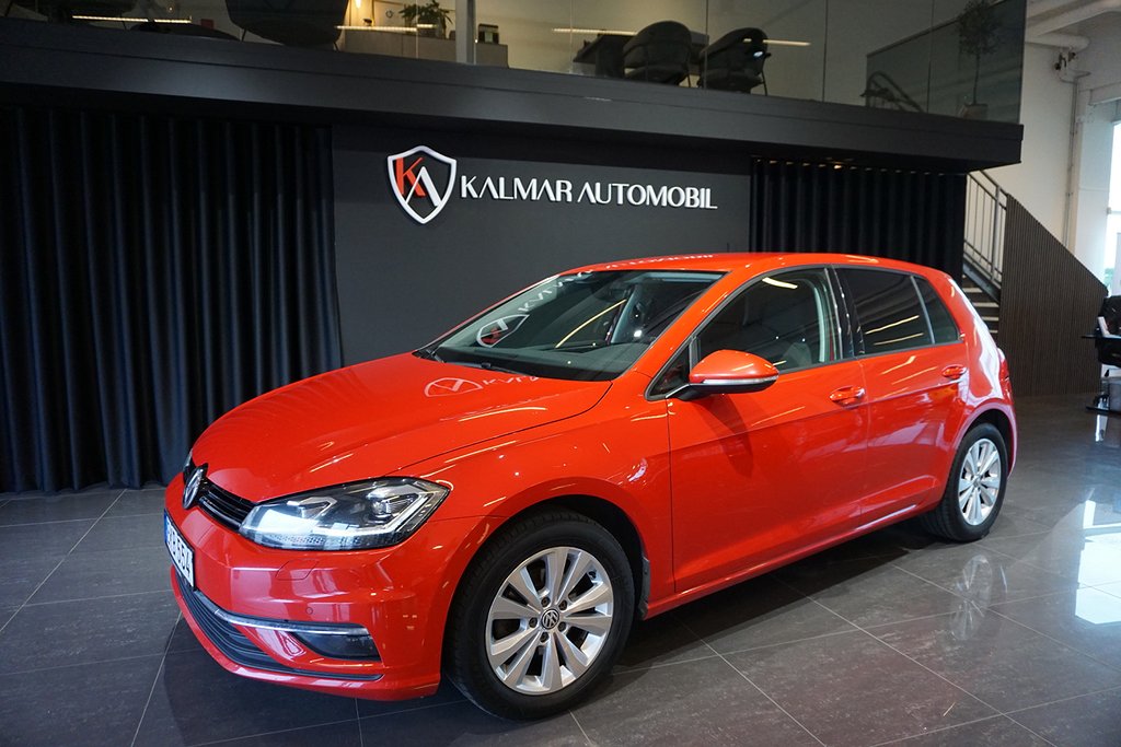 Volkswagen Golf 5-dörrar 1.0 TSI 110hk Pluspaket Svensksåld